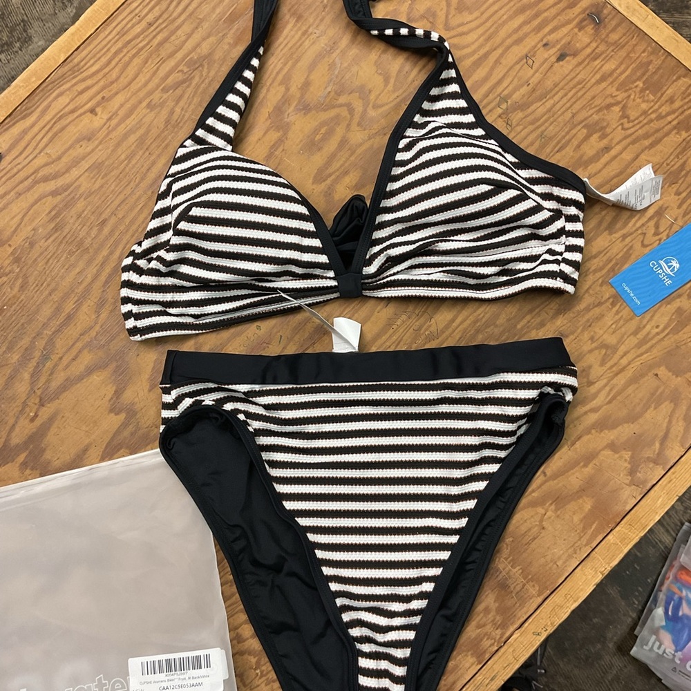 Cupshe Black and White Striped Bikini Set